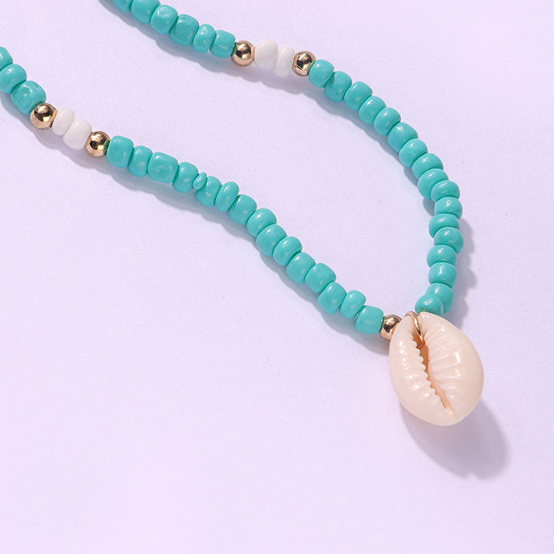 Simple Beaded Shell Pendant Necklace